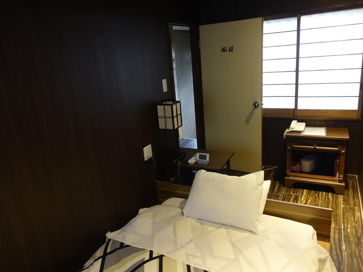 Oimatsuen Apartment Saku Exterior photo