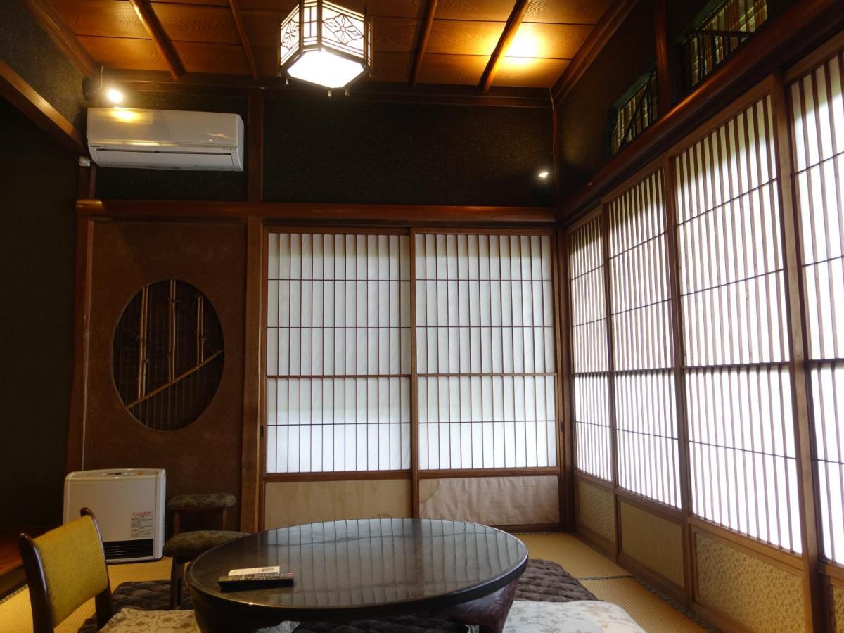 Oimatsuen Apartment Saku Exterior photo