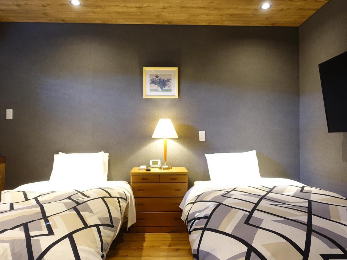 Oimatsuen Apartment Saku Exterior photo
